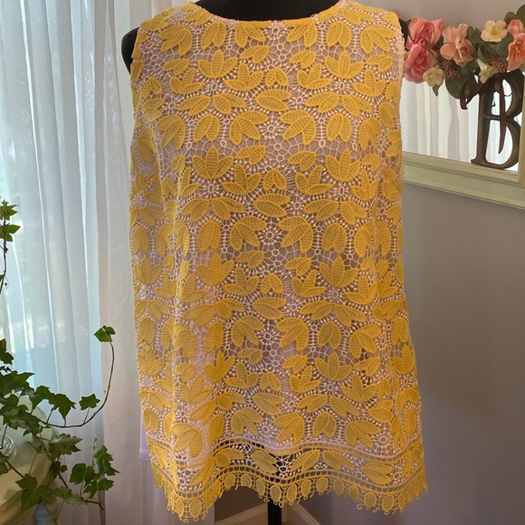 Charter Club Tops - XXL white polyester tank top with yellow lace detail on the front